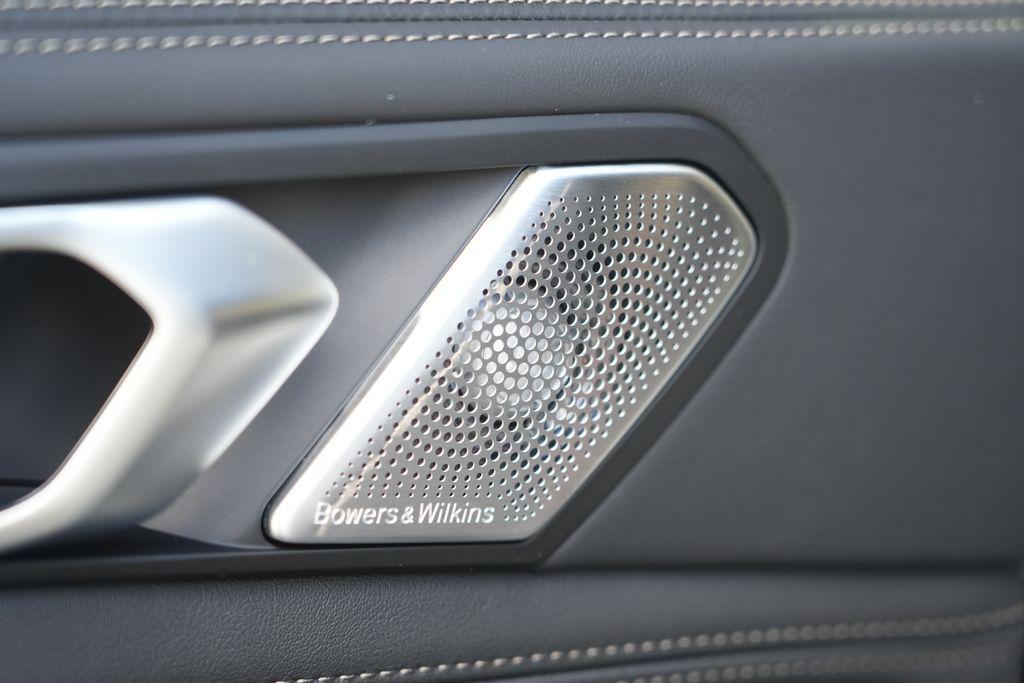 2027 BMW X6 M60I 缩略图 21