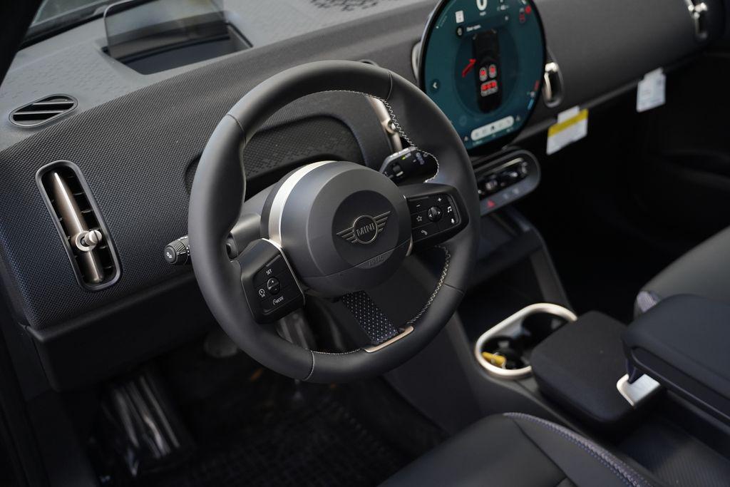 صورة 9 لـ 2027 MINI COUNTRYMAN COOPER S ALL4
