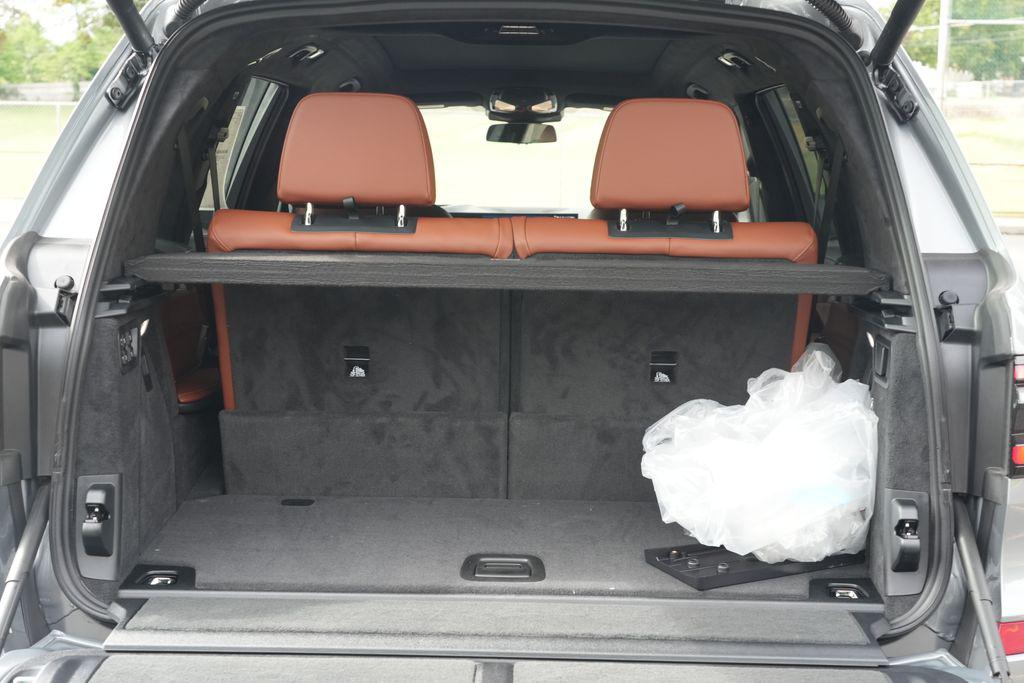 صورة مصغرة 20 لـ 2027 BMW X7 XDRIVE40I