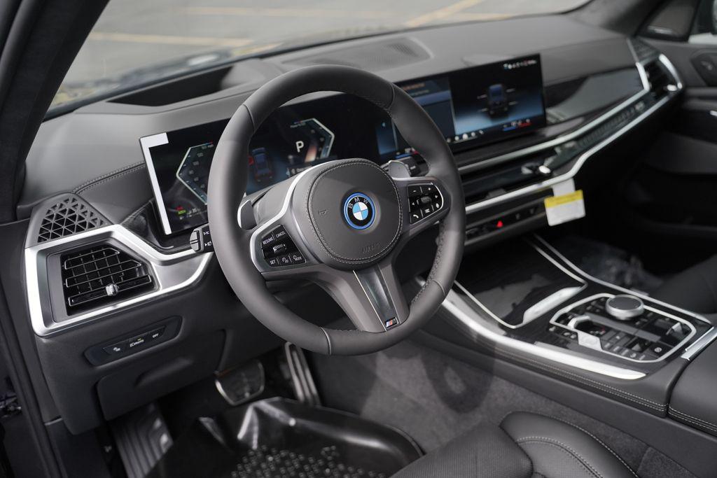 صورة 9 لـ 2026 BMW X5 PHEV XDRIVE50E
