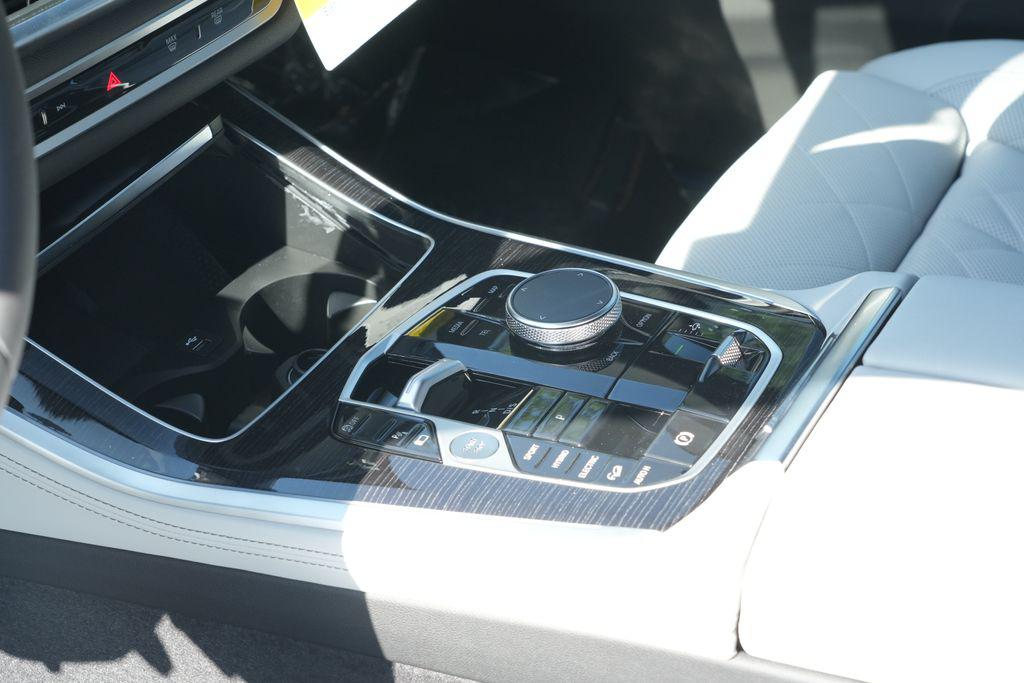 صورة مصغرة 11 لـ 2026 BMW X5 PHEV XDRIVE50E