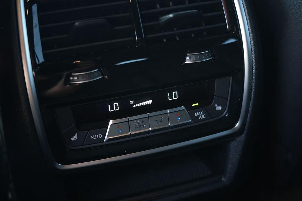 صورة مصغرة 20 لـ 2027 BMW X6 XDRIVE40I