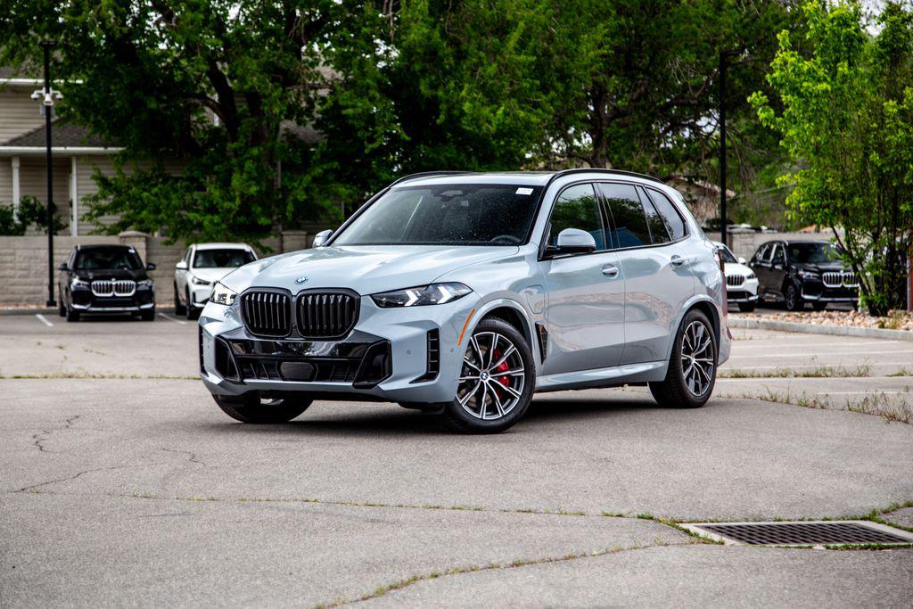 New 2026 BMW X5 PHEV xDrive50e