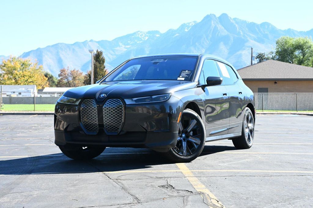 2024 BMW iX xDrive50