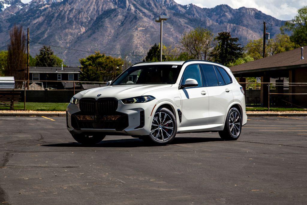 New 2026 BMW X5 PHEV xDrive50e
