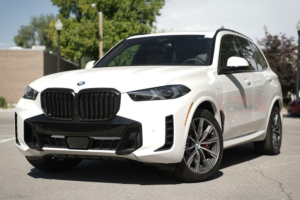 New 2026 BMW X5 PHEV xDrive50e