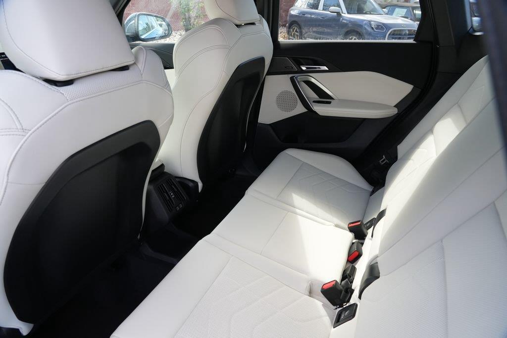 2026 BMW X1 XDRIVE28I — миниатюра 14
