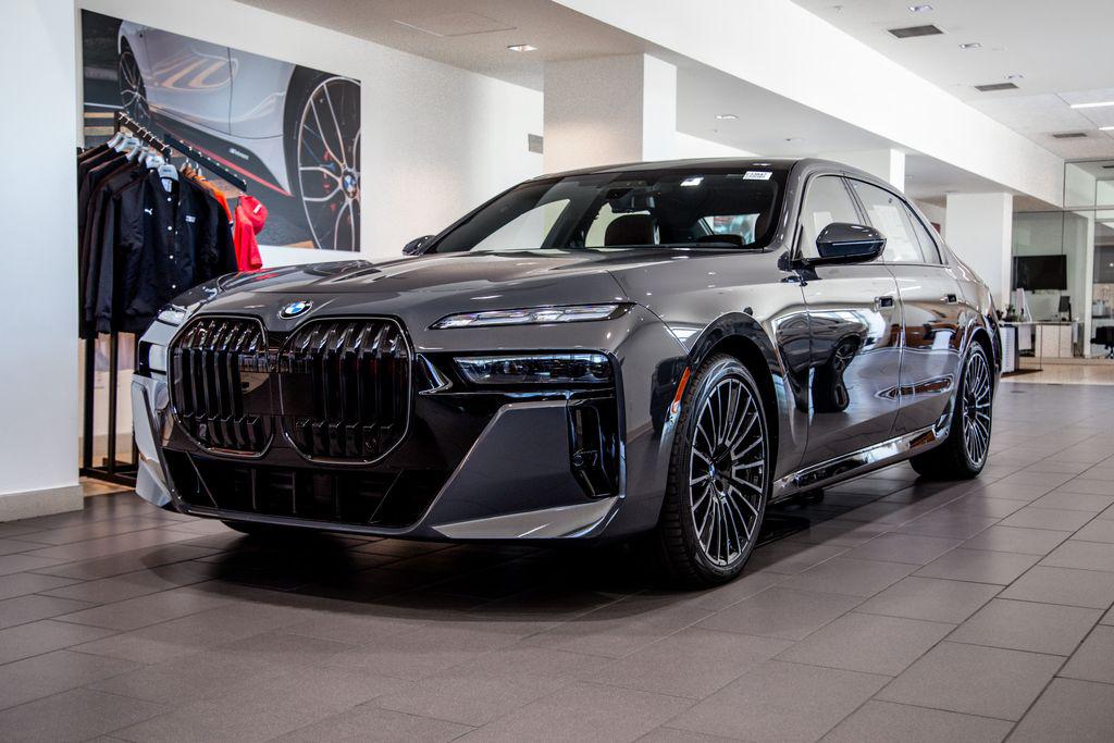 New 2026 BMW 760 xDrive