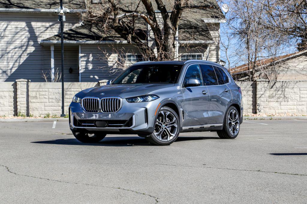 New 2026 BMW X5 PHEV xDrive50e