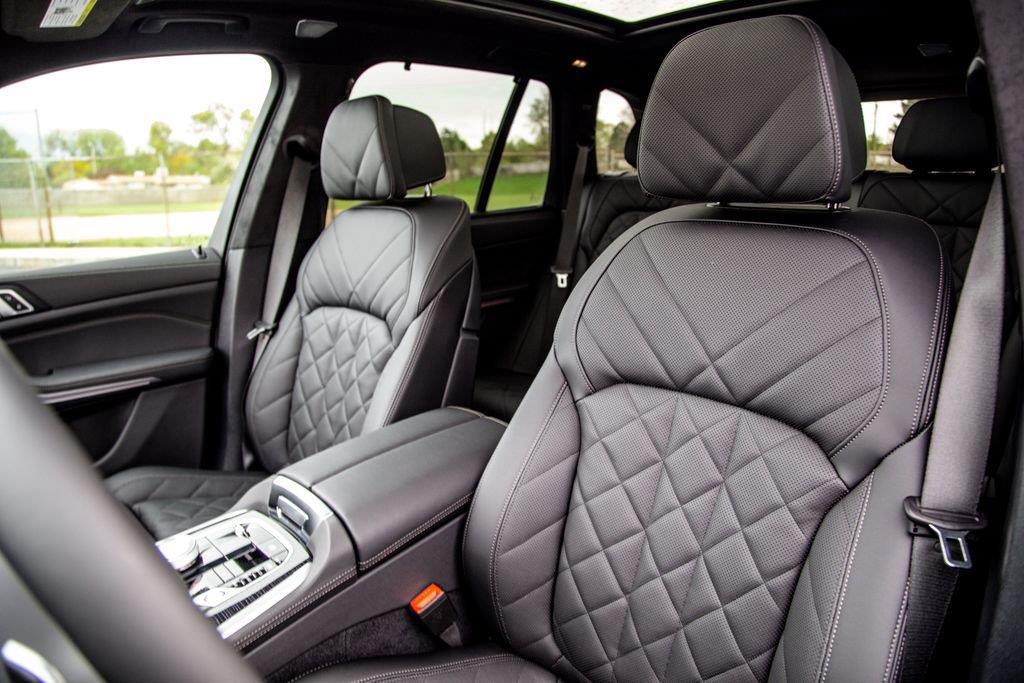صورة مصغرة 22 لـ 2026 BMW X5 M60I