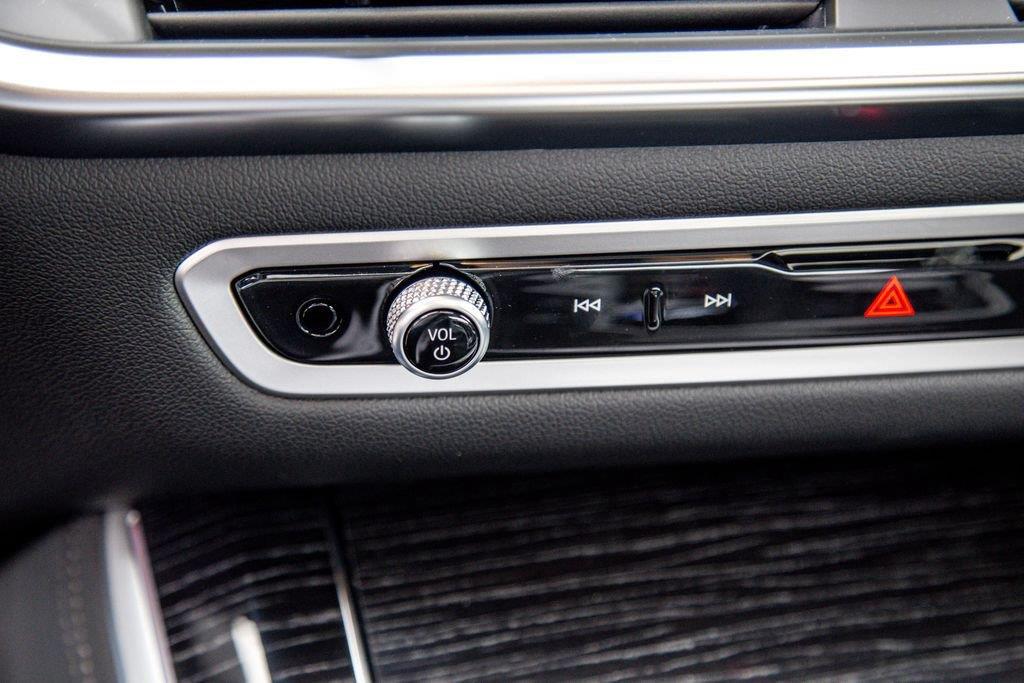 صورة مصغرة 17 لـ 2026 BMW X5 M60I