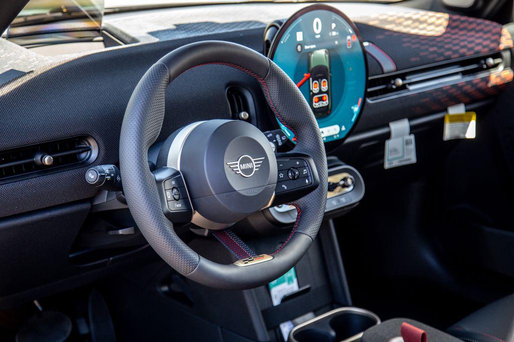 2026 MINI HARDTOP COOPER S — миниатюра 11