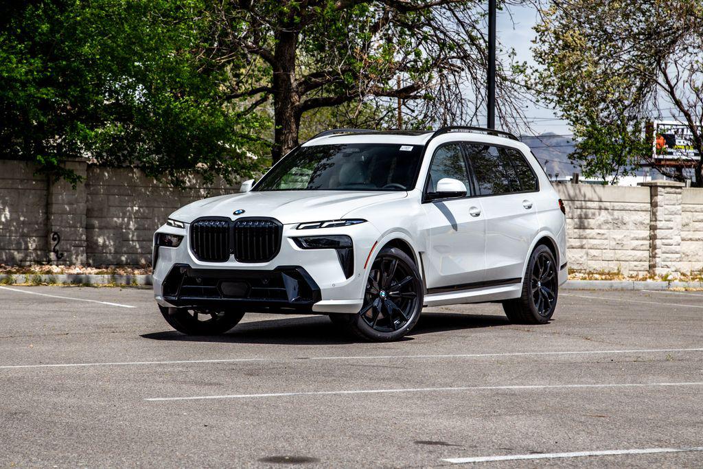 New 2026 BMW X7 xDrive40i