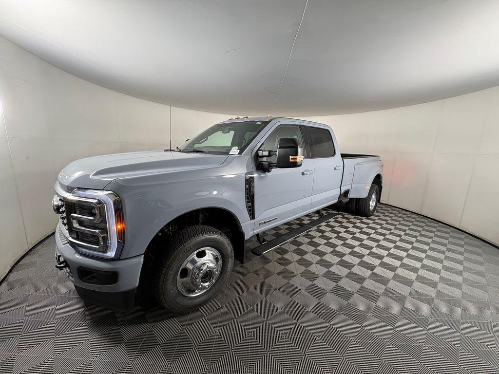 New 2026 Ford F-350 Platinum