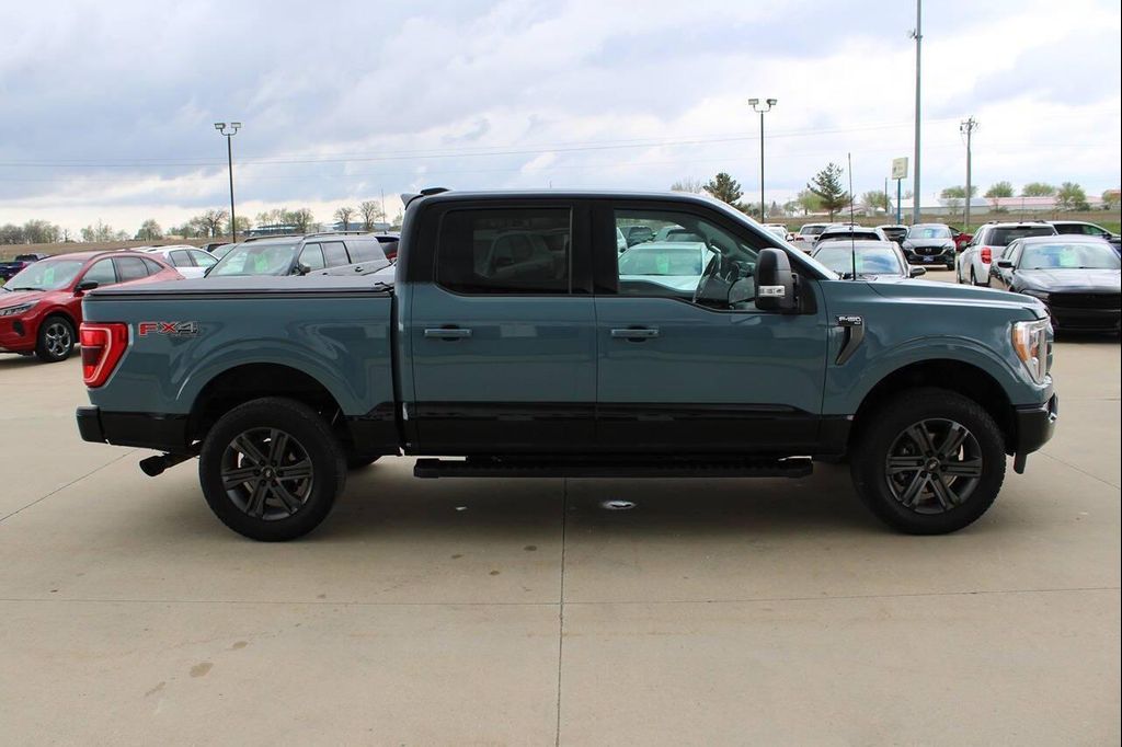 FORD F-150 XLT - 4