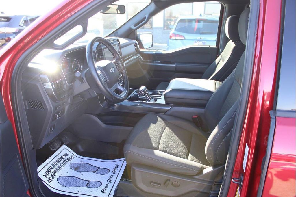 FORD F-150 XLT - 10