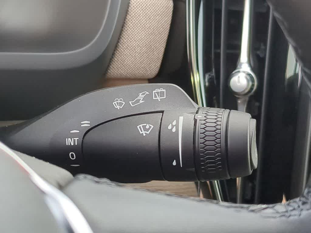 2026 Volvo XC90 B6 PLUS 7-SEATER — миниатюра 26