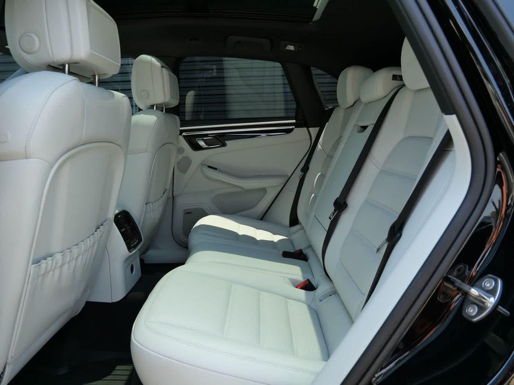 2026 Porsche MACAN T 缩略图 11