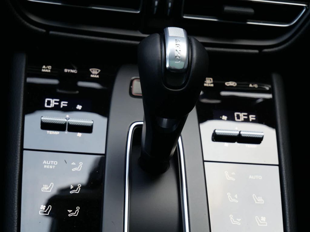 صورة مصغرة 21 لـ 2026 Porsche MACAN