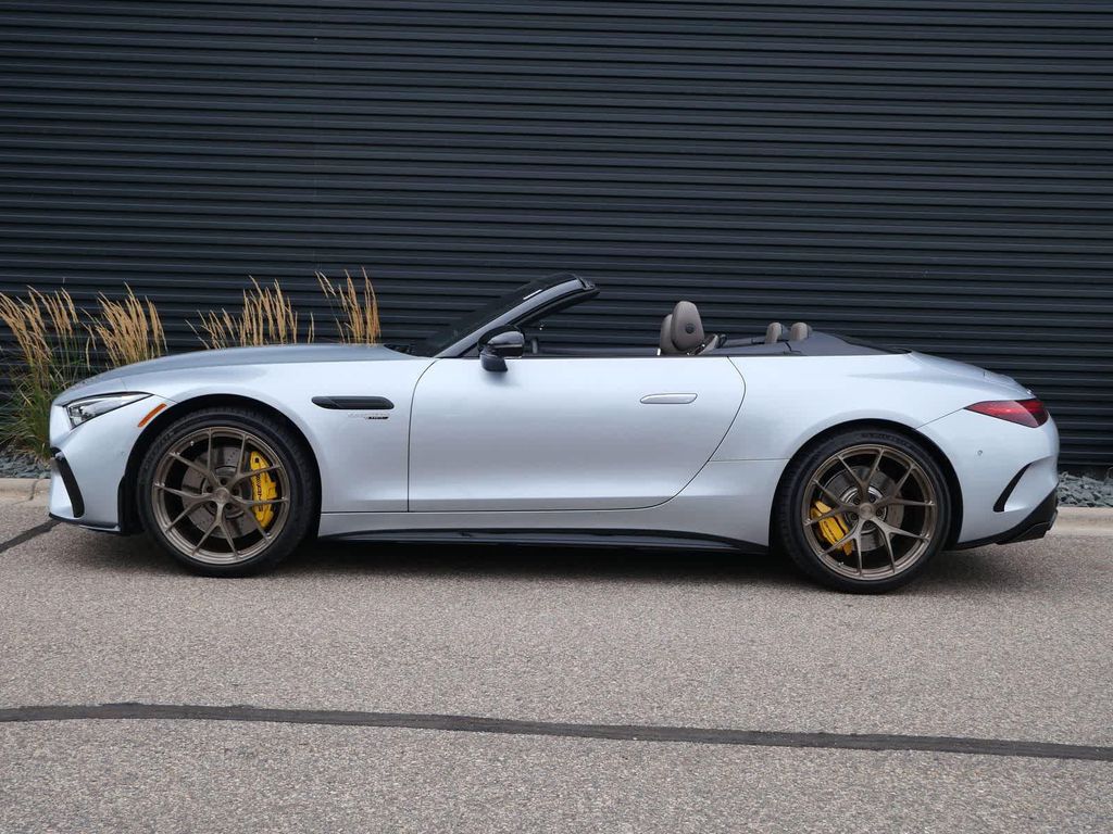 2023 Mercedes-BENZ AMG SL 63 BASE — фото 2