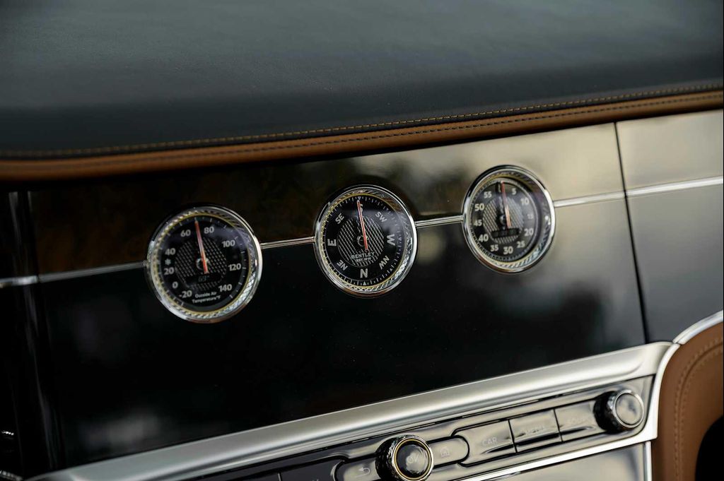 صورة مصغرة 57 لـ 2020 Bentley CONTINENTAL GT V8