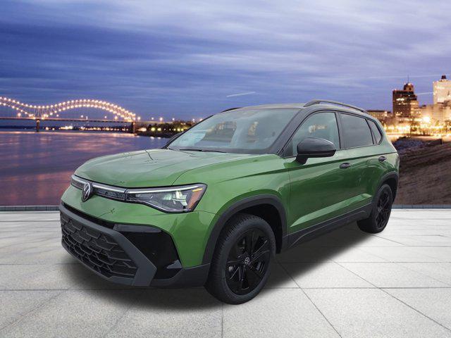 New 2026 Volkswagen Taos SE Black