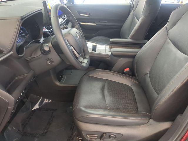 TOYOTA SIENNA - 9