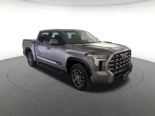TOYOTA TUNDRA - 3