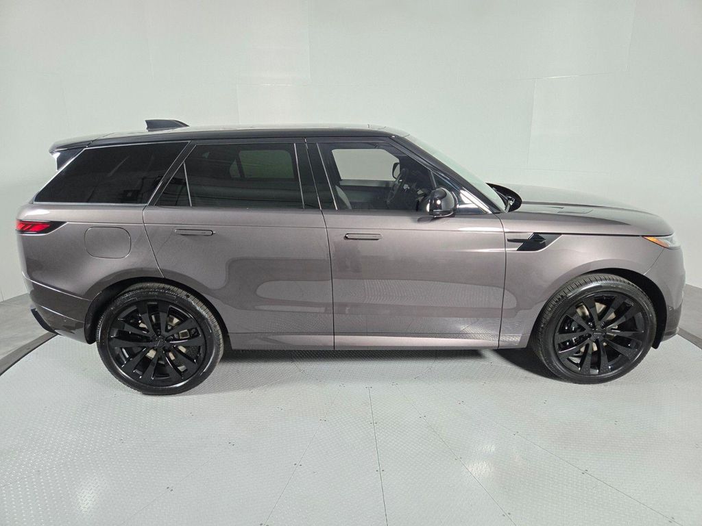 2026 LAND Rover RANGE ROVER SPORT SE — миниатюра 6