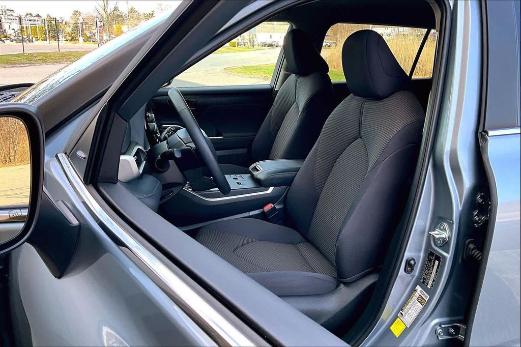 TOYOTA HIGHLANDER - 9