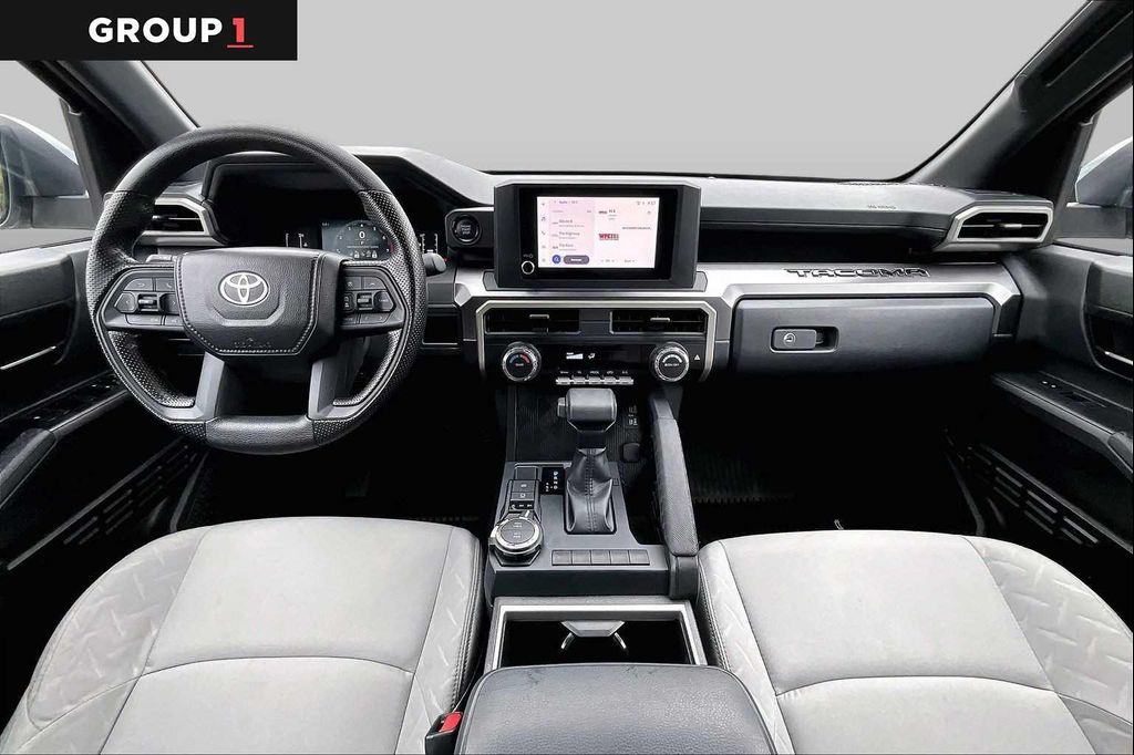 2025 Toyota TACOMA SR5 — миниатюра 16