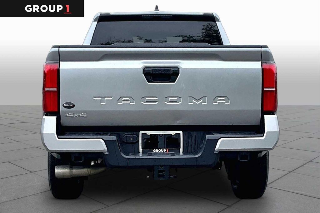 2025 Toyota TACOMA SR5 — миниатюра 5