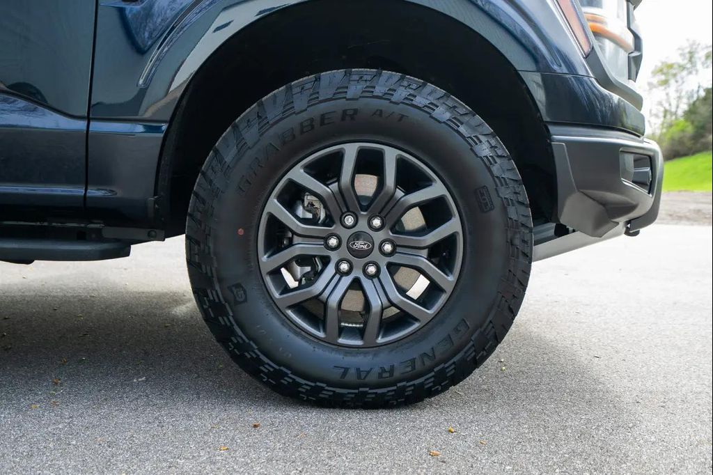 FORD F-150 TREMOR - 10