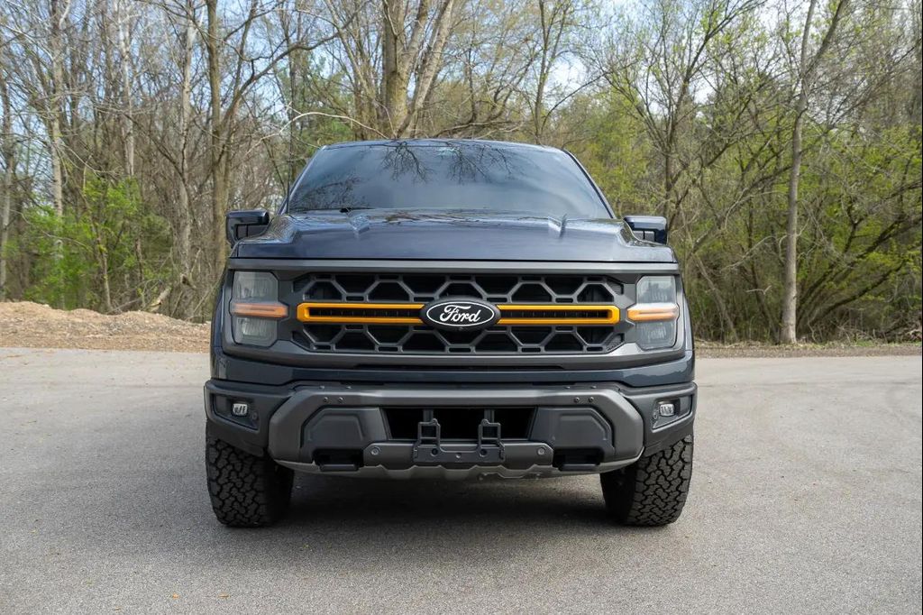 FORD F-150 TREMOR - 8