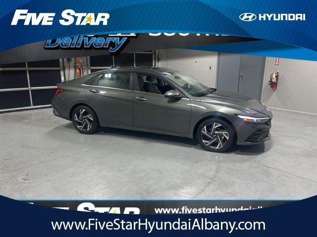New 2025 Hyundai ELANTRA Limited