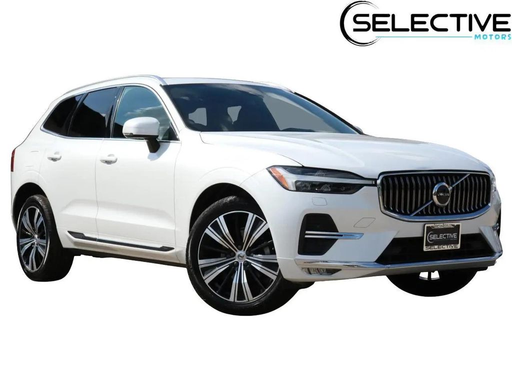 صورة 1 لـ 2022 Volvo XC60 B5 INSCRIPTION
