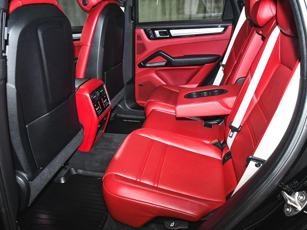 صورة مصغرة 50 لـ 2023 Porsche CAYENNE PLATINUM EDITION