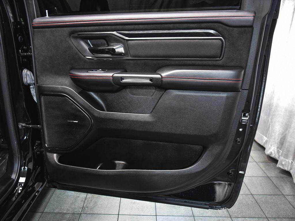 صورة مصغرة 13 لـ 2024 RAM 1500 TRX