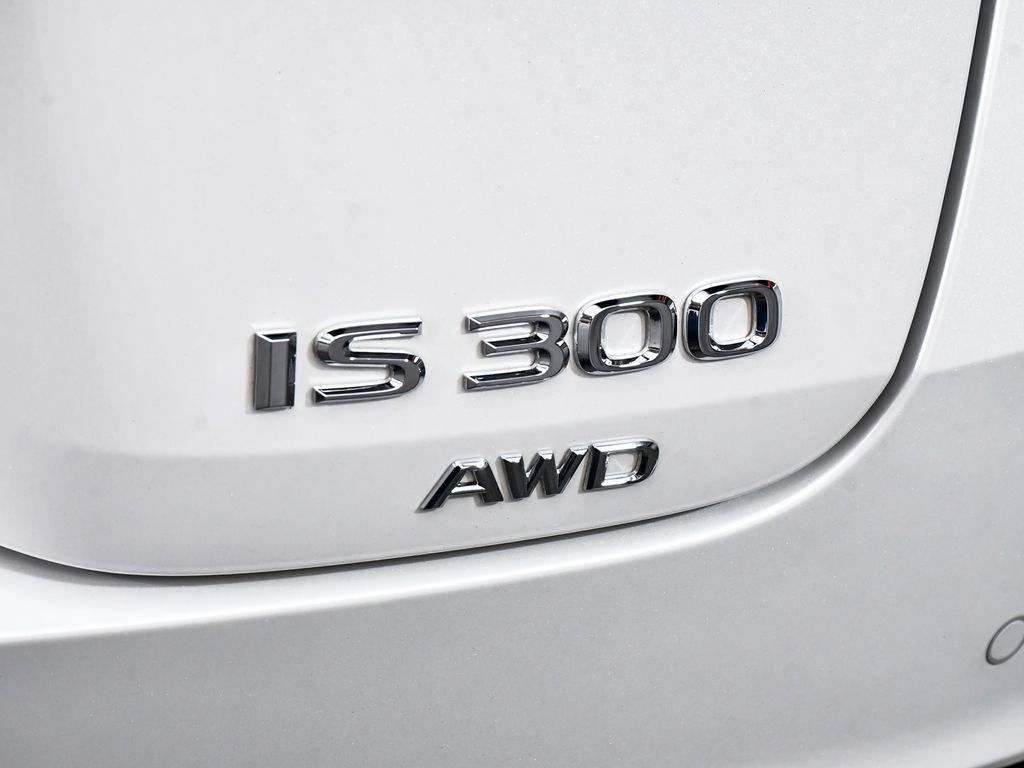 صورة مصغرة 80 لـ 2022 Lexus IS 300 BASE