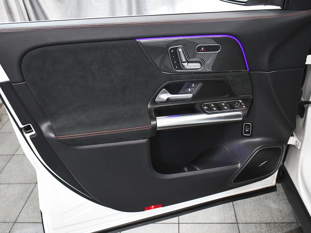 MERCEDES-BENZ GLA-CLASS AMG - 9