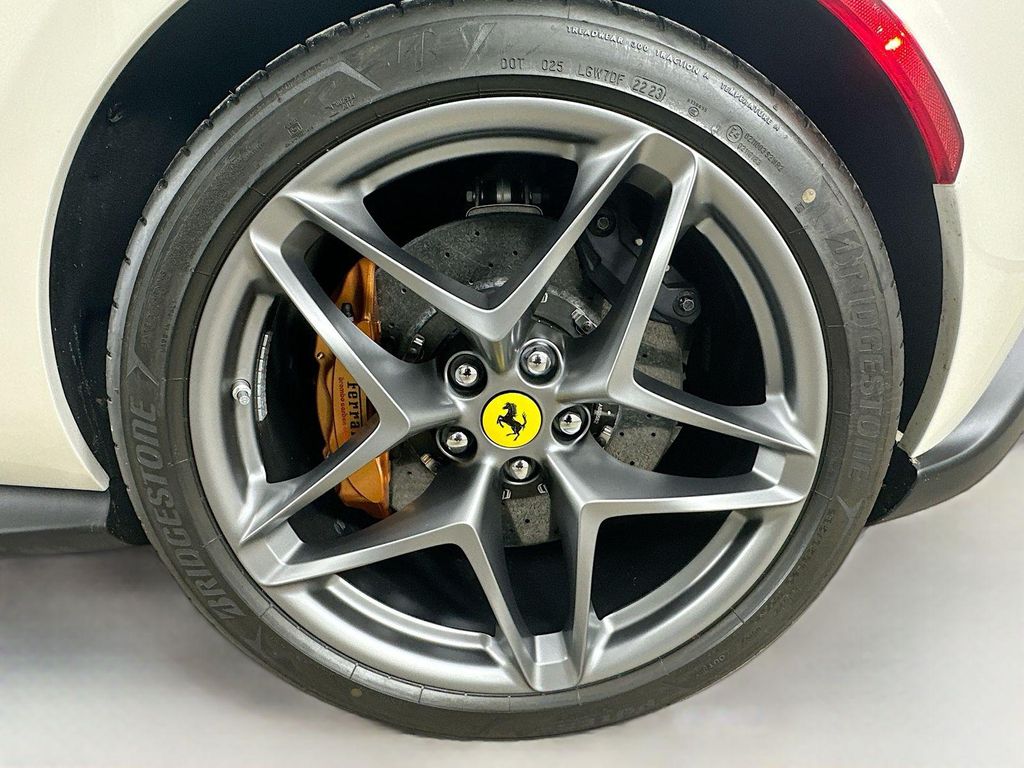 صورة مصغرة 52 لـ 2024 Ferrari ROMA SPIDER BASE
