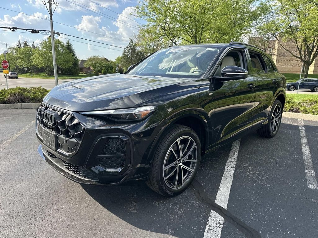 New 2026 Audi Q5 Premium Plus TFSI quattro S tronic