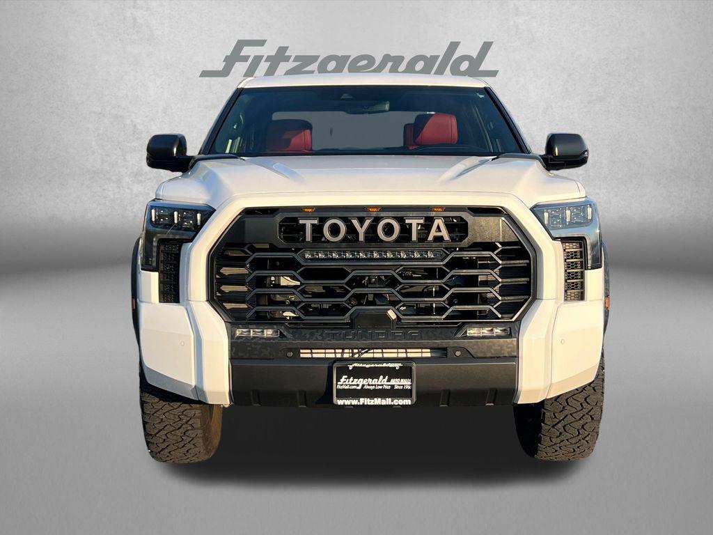 TOYOTA TUNDRA - 5