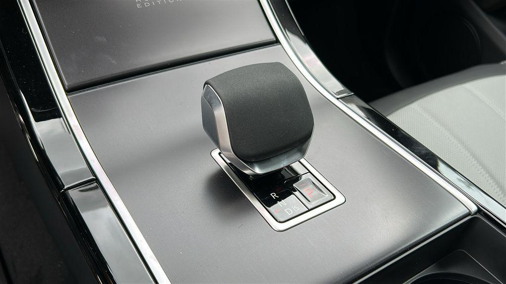 صورة مصغرة 21 لـ 2026 LAND Rover RANGE ROVER EVOQUE HOXTON EDITION
