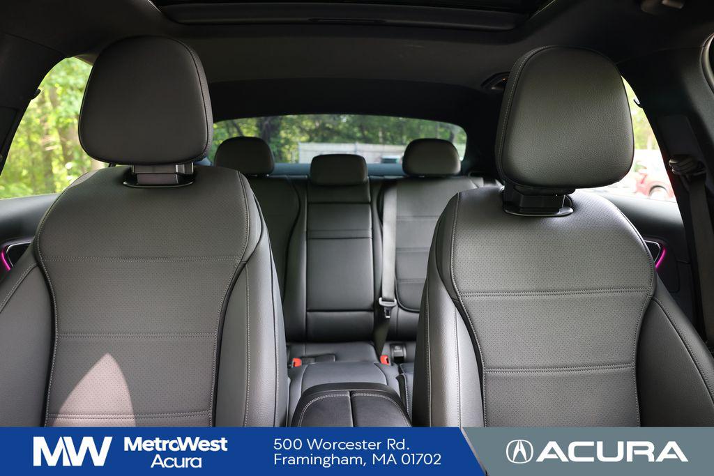 صورة مصغرة 26 لـ 2025 Mercedes-BENZ C-CLASS