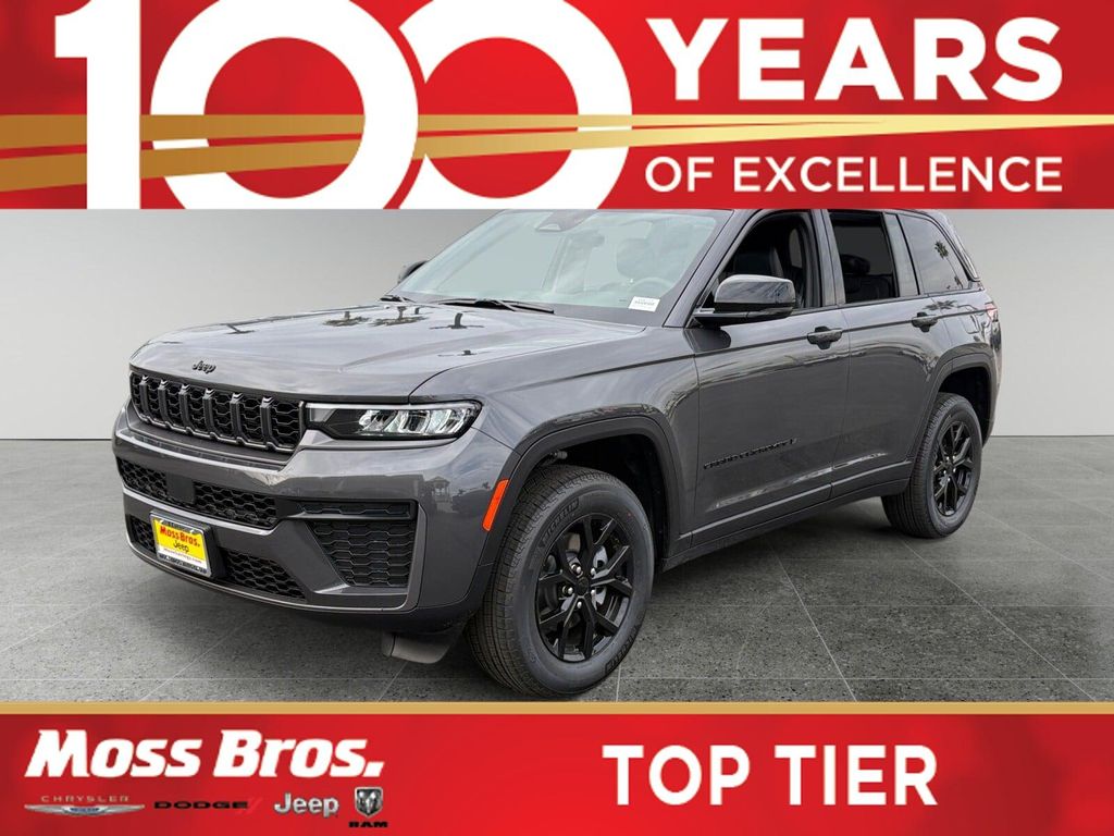 New 2026 Jeep Grand Cherokee Altitude