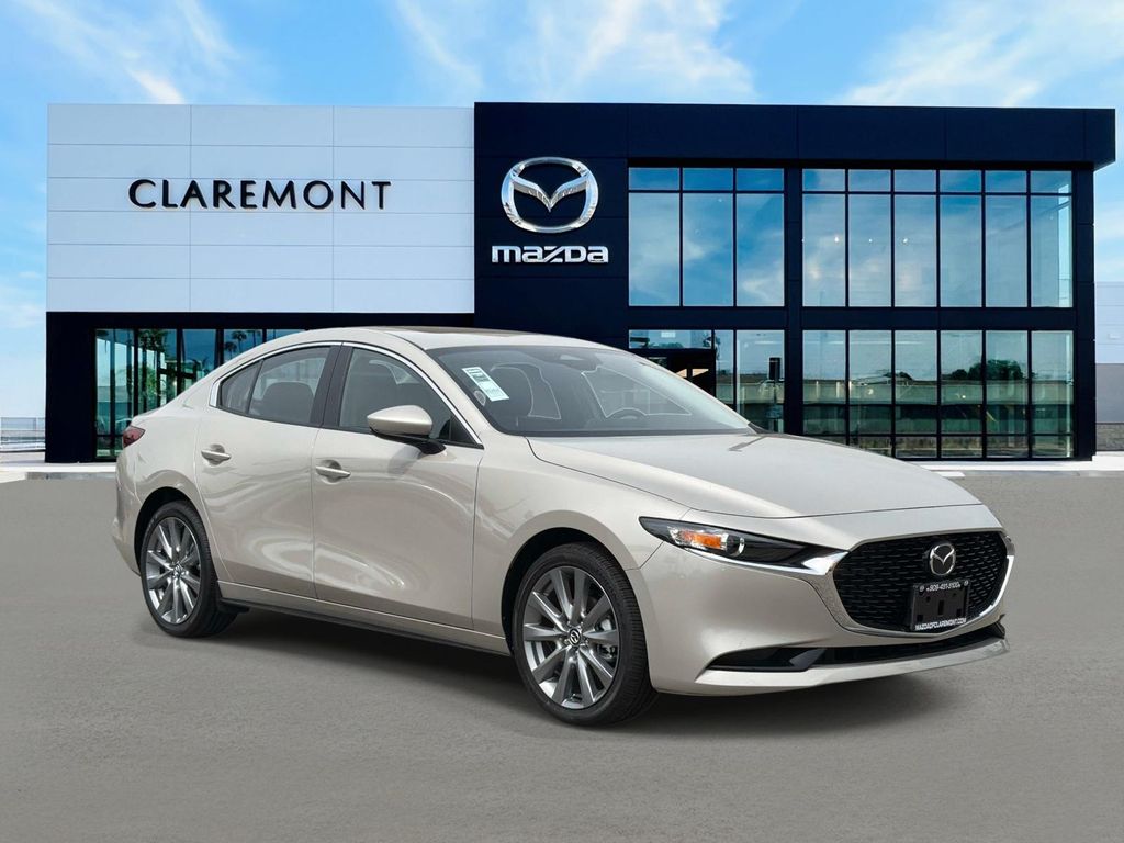 New 2026 Mazda Mazda3 FWD w/Preferred Package