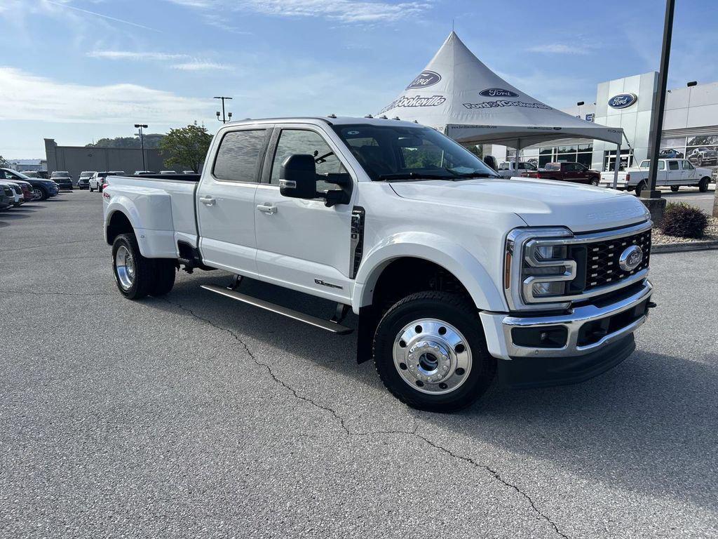 New 2026 Ford F-450 Lariat
