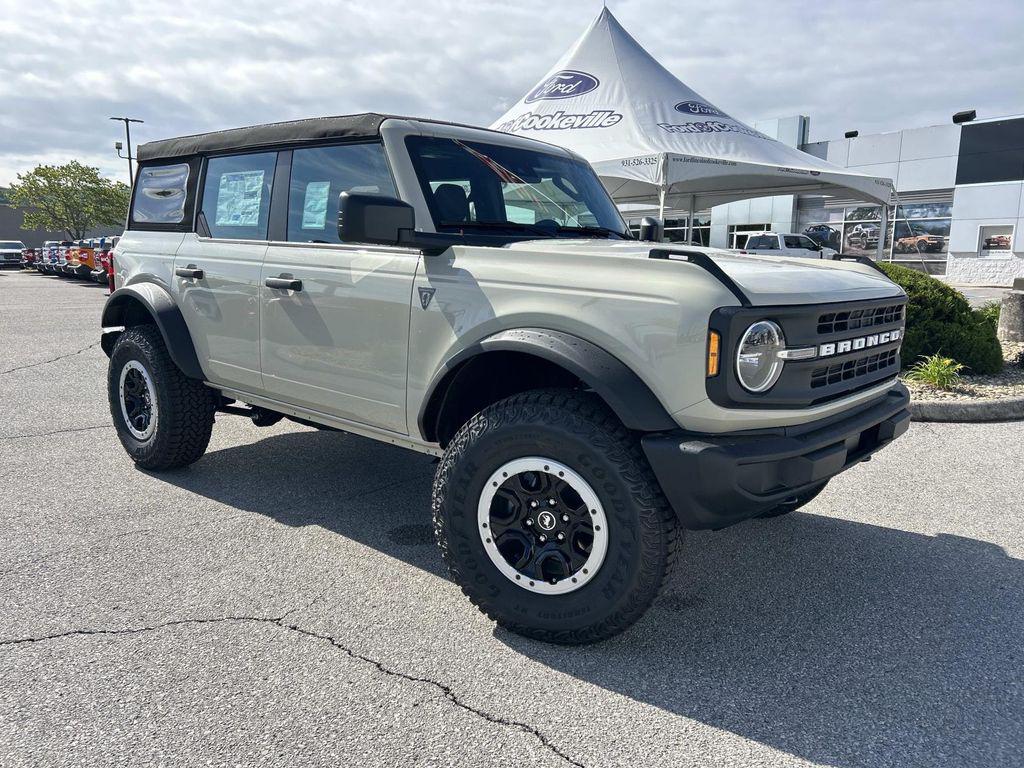 New 2026 Ford Bronco Base