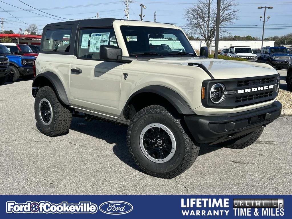 New 2025 Ford Bronco Base